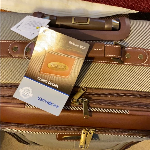Samsonite parklane dlx Clearance